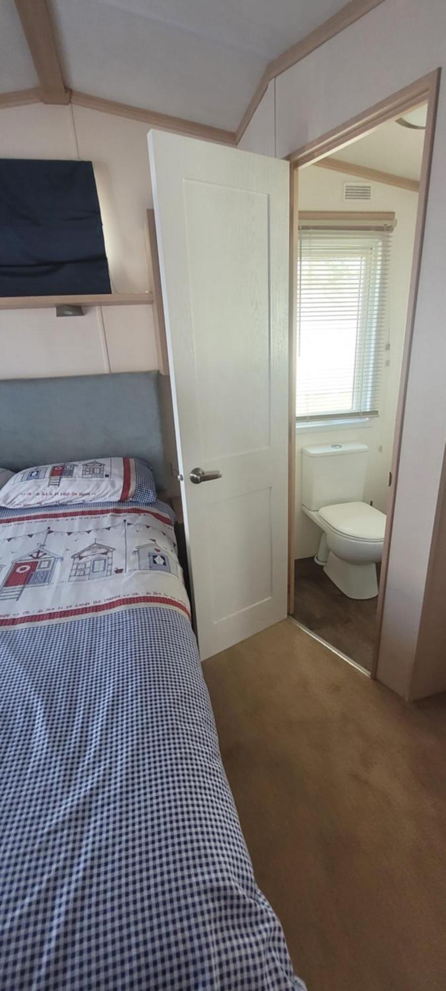 Home With A View Whitecliff Bay Holiday Park Bembridge Ngoại thất bức ảnh